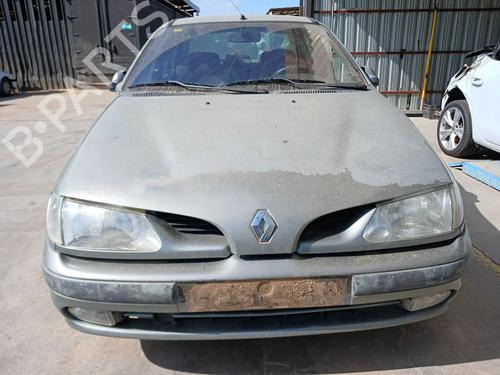Used Parts RENAULT MEGANE I Classic (LA0/1_) 1.6 e (LA0F, LA0S) 4780284