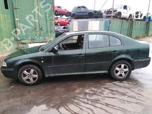 Right taillight SKODA OCTAVIA I (1U2) 1.9 TDI | BP5854335C35 