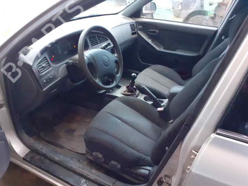 Left front window switch HYUNDAI ELANTRA III (XD) 1.6 | BP24432154I27 