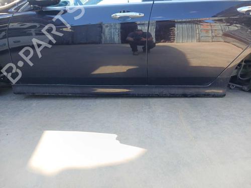 Used Left sideskirt Left sideskirt 38525282 38525282