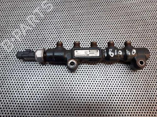 Used Injection rail Injection rail FORD FOCUS II (DA_, HCP, DP) [2004-2013] 5047506 5047506