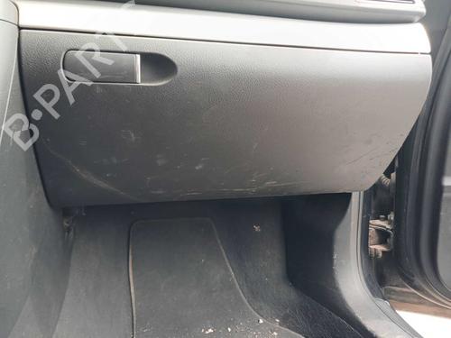 Used Glove box Glove box 37585191 37585191