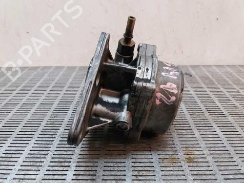Used Vacuum pump CITROËN XSARA (N1) [1997-2005]  1593704