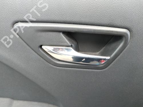 Venstre bak invendig håndtak DODGE JOURNEY 2.0 CRD (140 hp) 8065606