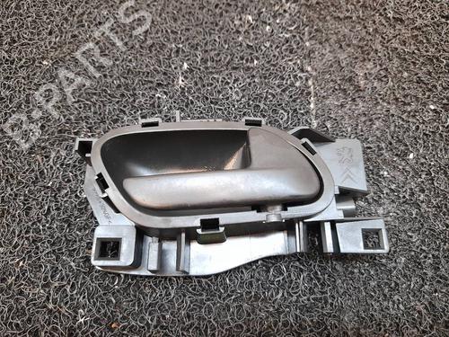 Used Front right interior door handle Front right interior door handle PEUGEOT EXPERT Tepee (VF3X_) 2.0 HDi 120 (120 hp) 8107752 8107752