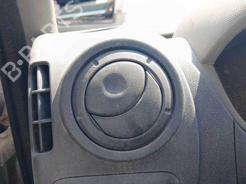 air-vent-renault-master-iii-van-fv-2010-38752799 main image