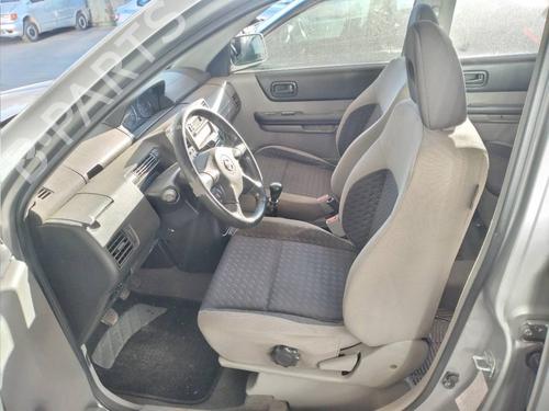 Left front seat NISSAN X-TRAIL I (T30) [2001-2013]  11790927