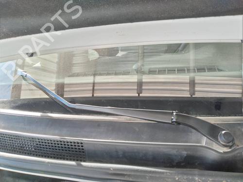 Used Front windshield wiper arm DACIA SANDERO III [2021-2025]  12454884