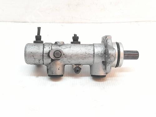Brake master cylinder KIA CARENS II MPV (FJ) 2.0 CRDi | BP1592709M77 