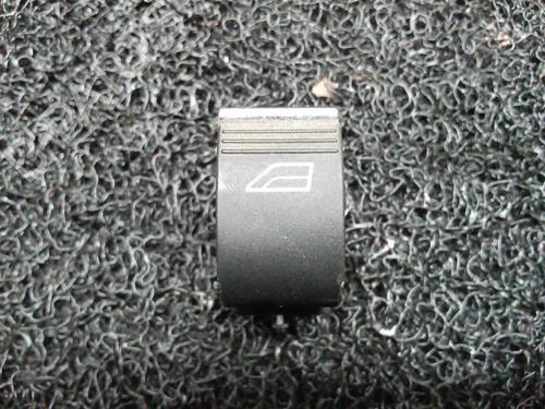 Used Left rear window switch Left rear window switch FORD FOCUS III Turnier 1.0 EcoBoost (125 hp) 6693586 6693586