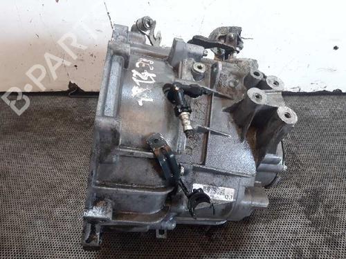 Boîte de vitesses OPEL ASTRA H (A04) 1.7 CDTI (L48) (100 hp) 6043548