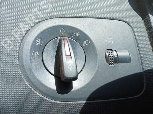 headlight-switch-seat-ibiza-iv-6j5-6p1-2008-2009-2010-2011-2012-2013-2014-2015-2016-2017-36536426 main image