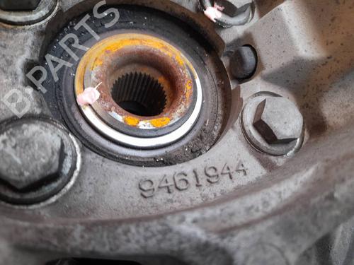 Right front steering knuckle VOLVO S60 I (384) 2.4 D | BP9203835M26 