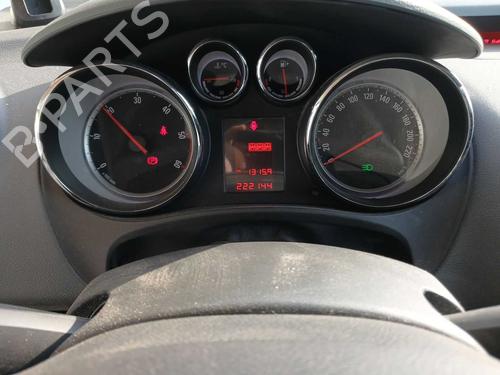 Right front fog light OPEL MERIVA B MPV (S10) 1.7 CDTI (75) | BP37873132C31 - Image 12