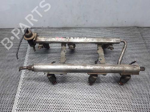 Used Injection rail Injection rail 10243966 10243966