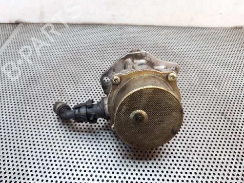 Used Vacuum pump NISSAN MICRA III (K12) 1.5 dCi (86 hp) 4802875