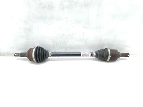 Used Left front driveshaft PEUGEOT 3008 II SUV (MC_, MR_, MJ_, M4_) [2016-2025]  8311018