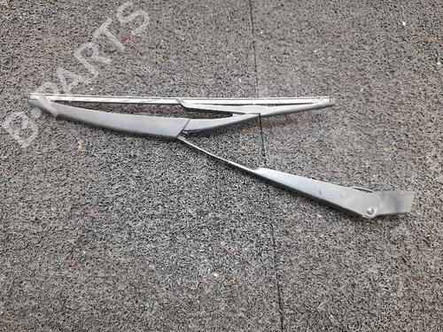 Used Rear windshield wiper arm FORD FIESTA V (JH_, JD_) 1.4 TDCi (68 hp) 6821080