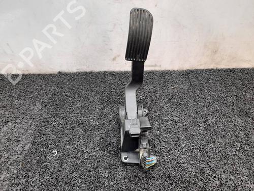 Used Pedal Pedal 6976772 6976772