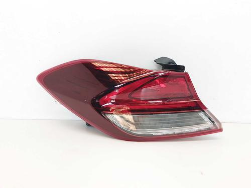 left-taillight-hyundai-i30-fastback-pde-pden-2017-36987829 main image