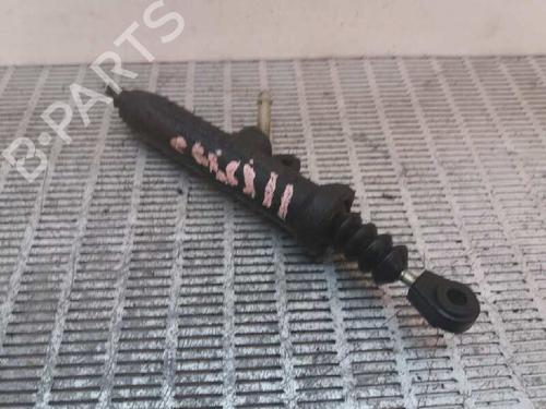 Used Clutch slave cylinder MERCEDES-BENZ MB Van (W631) 2.4 D (76 hp) 32496526