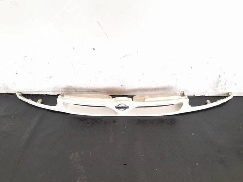 Used Grille Grille 15230535 15230535