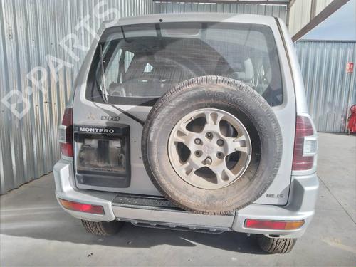 Right front window switch MITSUBISHI PAJERO III (V7_W, V6_W) 3.2 Di-D (V68W, V78W) | BP9147231I26 