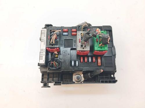 Used Fuse box Fuse box 37175224 37175224
