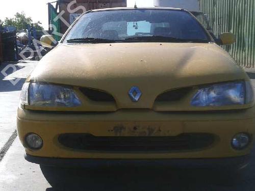 Used Parts RENAULT MEGANE I Coach (DA0/1_)    4440713
