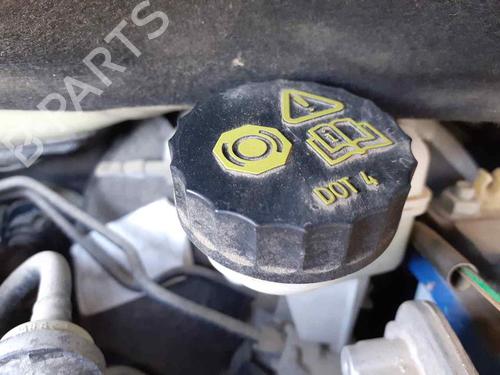Used Brake master cylinder PEUGEOT 3008 II SUV (MC_, MR_, MJ_, M4_) [2016-2025]  26155401
