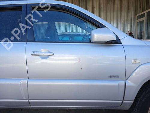 Used Right front door Right front door 37148045 37148045