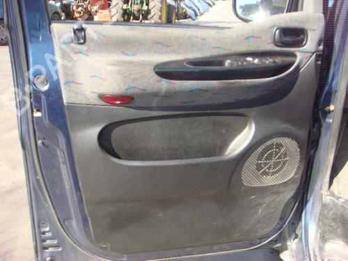 Right front fog light HYUNDAI H-1 Van (A1) 2.5 TD | BP1230515C31 