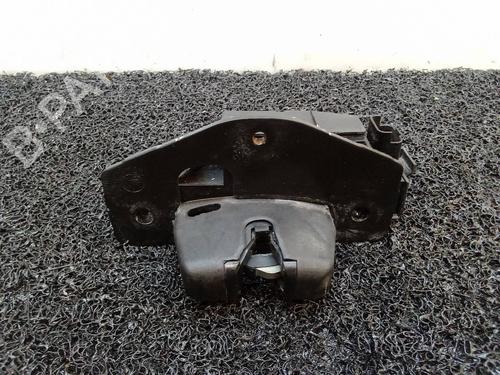 Used Tailgate lock Tailgate lock PEUGEOT 3008 II SUV (MC_, MR_, MJ_, M4_) [2016-2026] 8278157 8278157