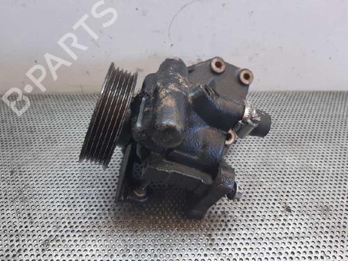 Used Steering pump RENAULT TRAFIC Van (T_, P_, V_) [1989-2002]  2953294