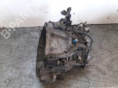 Used Gearbox NISSAN PRIMERA (P12) 2.2 Di (126 hp) 3439545