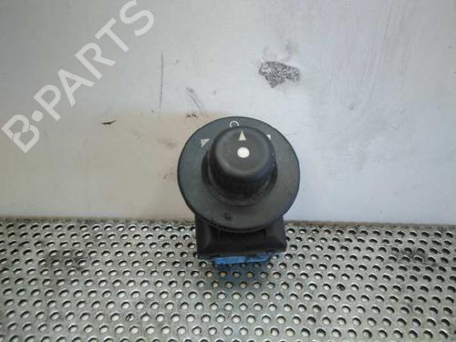 mirror-switch-peugeot-1007-km_-14-2005-1398718 main image