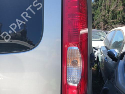 Piloto trasero derecho Piloto trasero derecho OPEL VIVARO A Van (X83) [2001-2015] 35949223 35949223