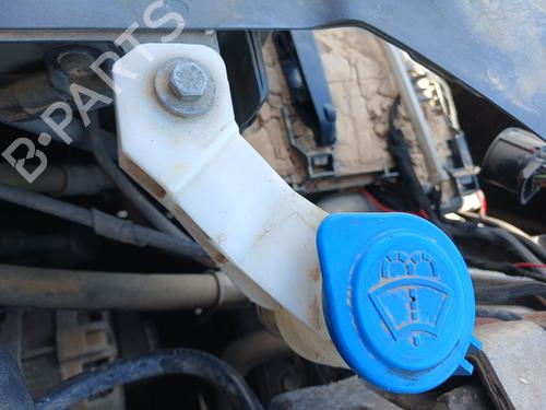 Used Windscreen washer tank Windscreen washer tank LAND ROVER RANGE ROVER EVOQUE (L538) 2.2 D (150 hp) 35777345 35777345