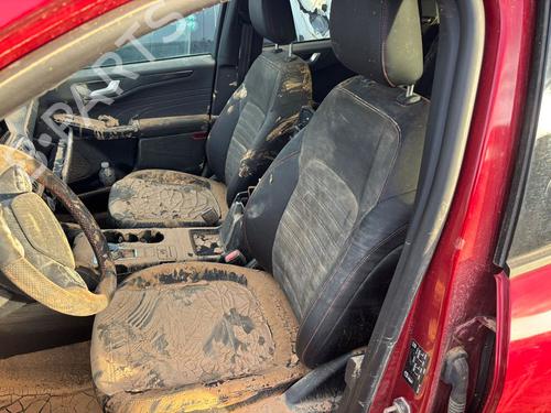 right-front-seat-ford-kuga-iii-dfk-2019-32208558 main image