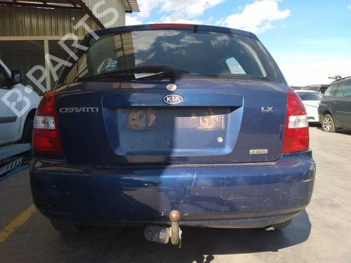 Left headlight KIA CERATO I Hatchback (LD) 2.0 CRDi | BP24359418C28 - Image 8