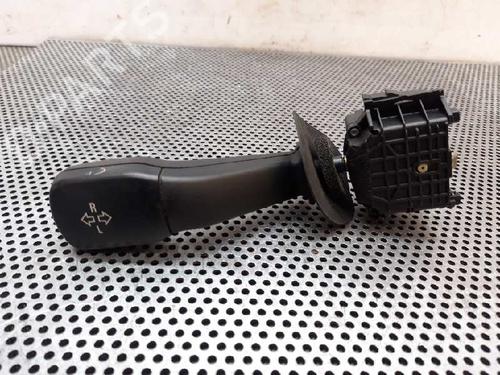 Used Headlight switch BMW 5 (E39) 520 i (150 hp) 4832608
