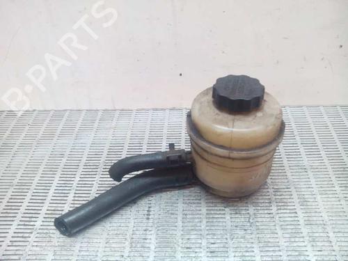 Used Power steering reservoir KIA CARENS II MPV (FJ) 2.0 CRDi (113 hp) 14032692