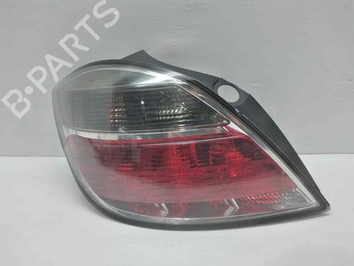 Used Left taillight OPEL ASTRA H (A04) [2004-2014]  30436617