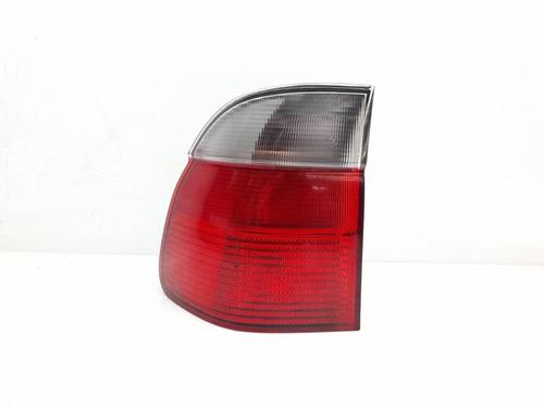 left-taillight-bmw-5-touring-e39-1996-1997-1998-1999-2000-2001-2002-2003-2004-24404247 main image