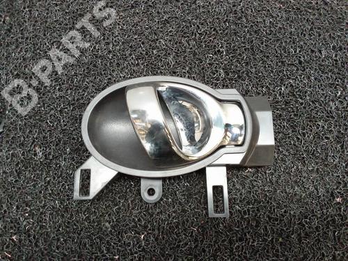 Used Rear right interior door handle Rear right interior door handle NISSAN JUKE (F15) 1.5 dCi (110 hp) 9558924 9558924