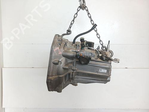 manual-gearbox-dacia-sandero-iii-jt4004-2021-12454842 main image