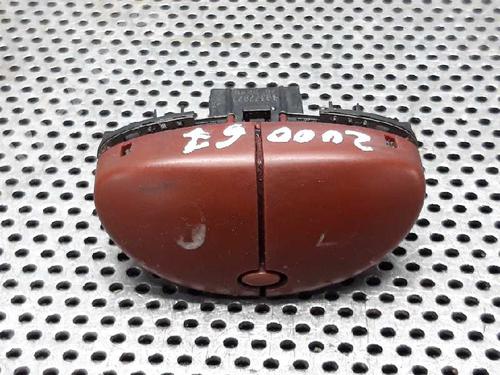Used Warning switch PEUGEOT 206 Hatchback (2A/C) 1.4 HDi eco 70 (68 hp) 4952811