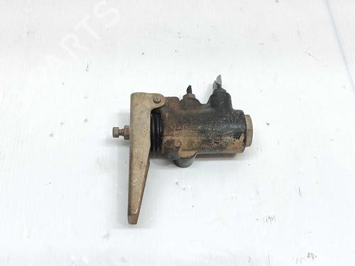 Used Brake master cylinder Brake master cylinder 37605618 37605618