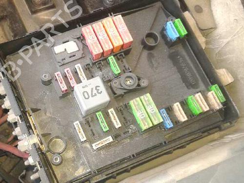 Used Fuse box Fuse box SEAT ALTEA (5P1) [2004-2015] 592718 592718