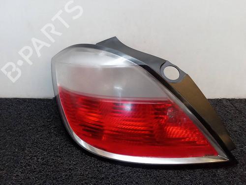 Used Left taillight OPEL ASTRA H (A04) [2004-2014]  7759829
